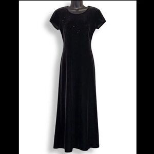 Vintage J.R NITES Black Velvet Beaded Top Gown 10